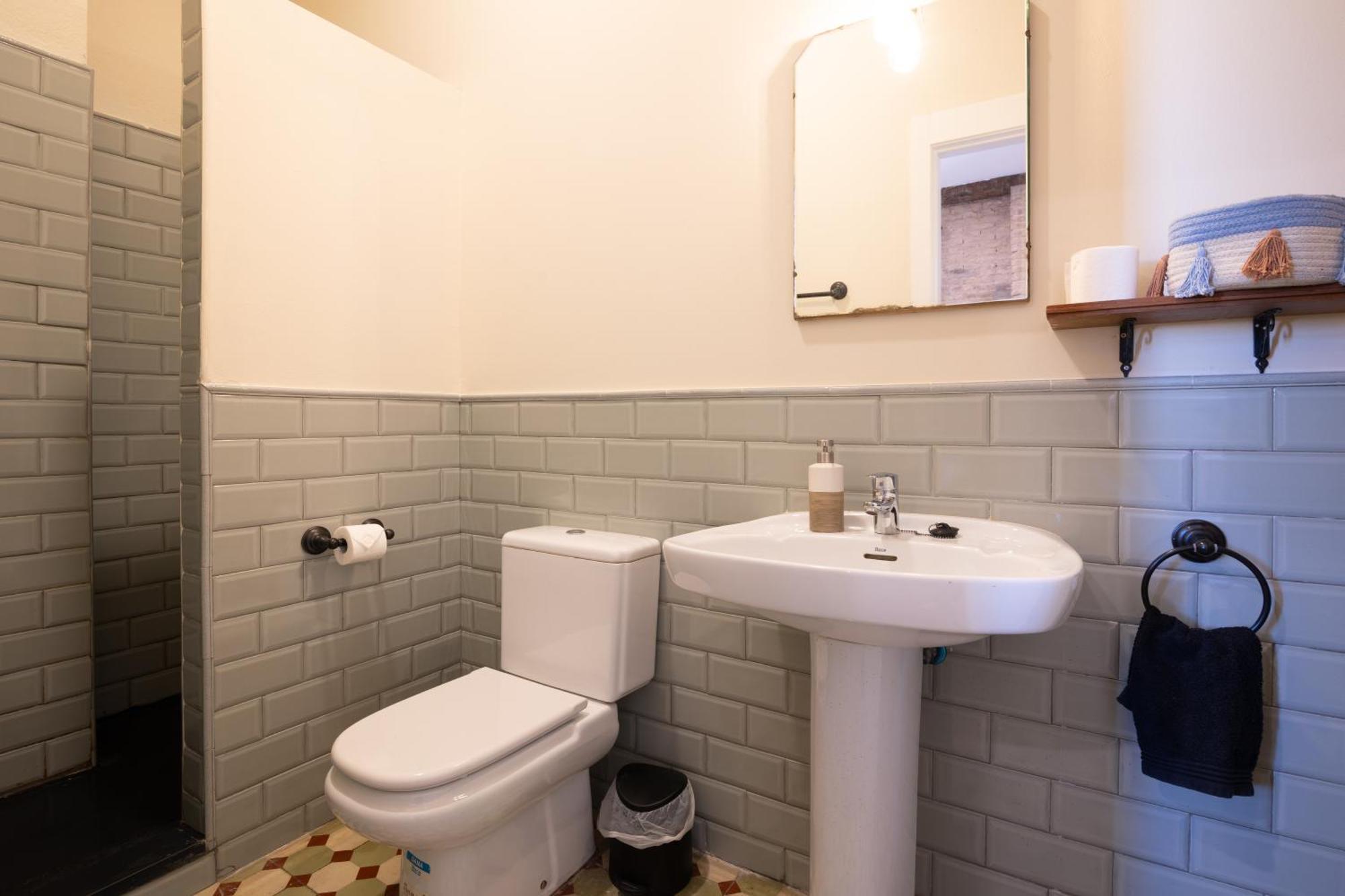 Bird House Bed & Breakfast Valenza